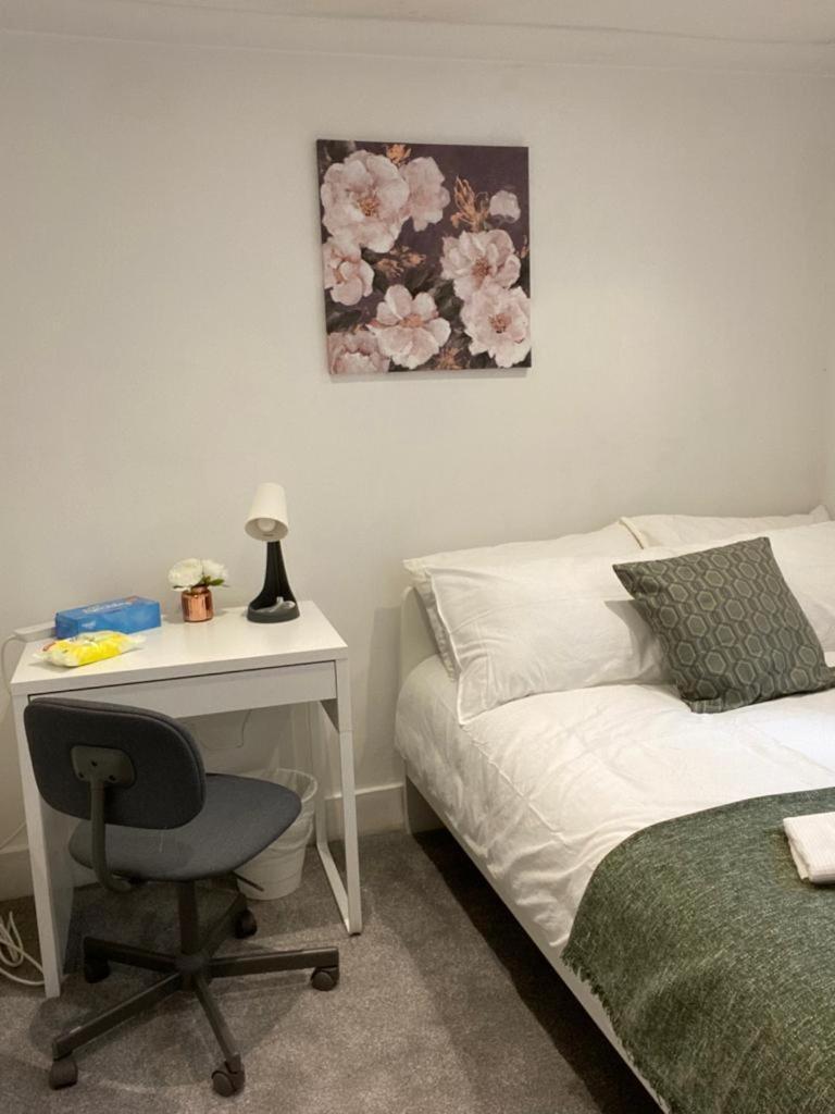 Comfy Private Bedrooms In Euston, Central London Exterior photo